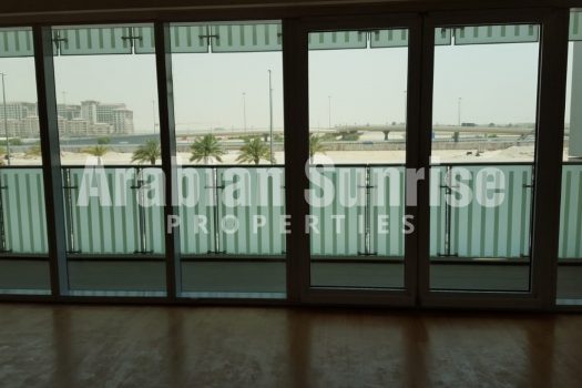 Hot Deal! Luxurious Apt with Full facilities