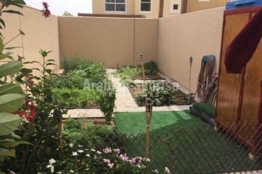 Move in to Luxurious Villa with Spacious Garden