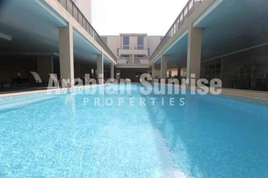 Well Maintained Spacious Apt with Balcony