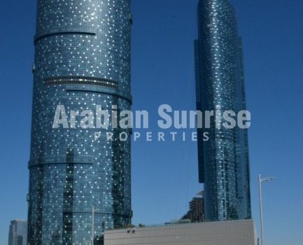High Floor Apt with stunning views