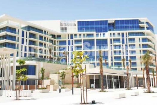Full Sea View Apt with Spacious Layout