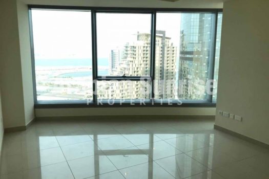 High Floor Apt with stunning views